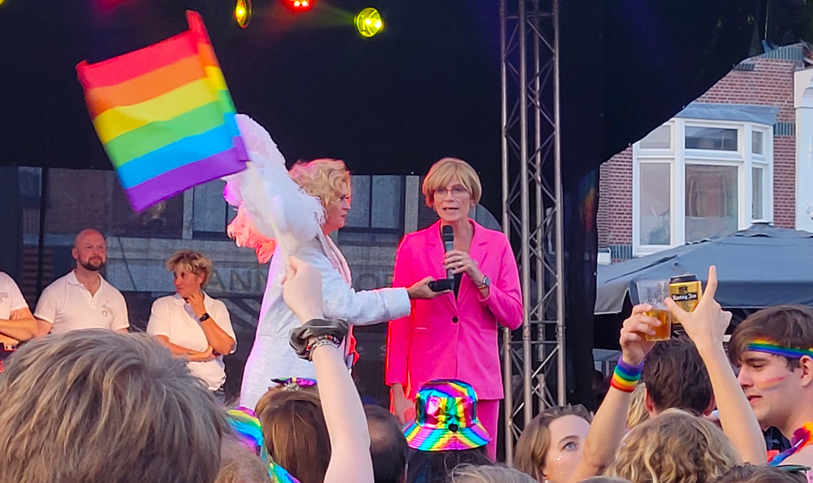 Afbeelding verwijderd.